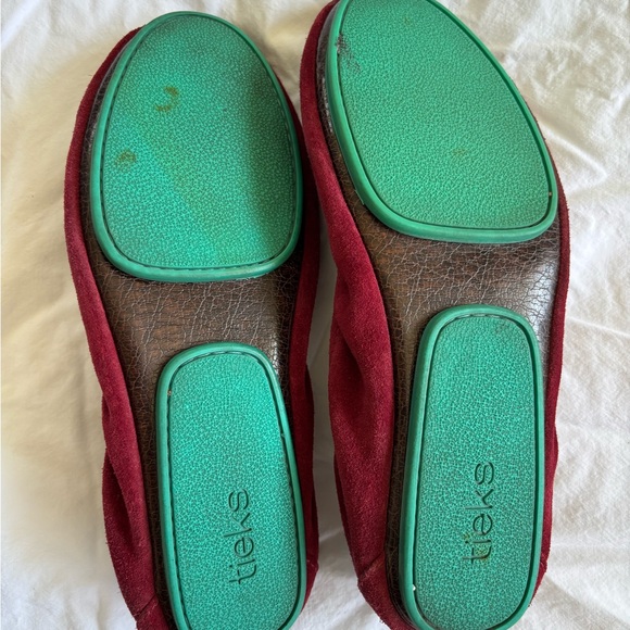 Tieks Rouge Suede Ballet Flats Size 7 EUC - Picture 4 of 6